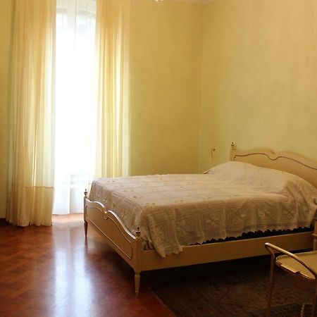 Croisette Hotel Turin Bagian luar foto